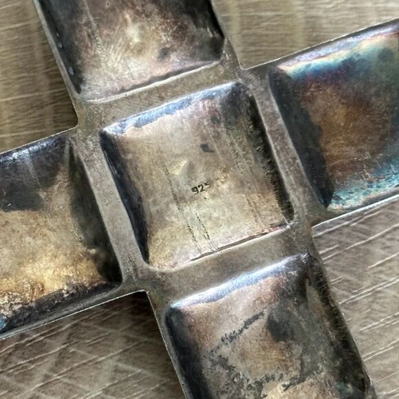 Vintage Zuni Navajo Western Coral Sterling Silver Cross Pendant - Picture 4 of 4